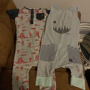 Rags Kids One-Piece Romper in Light Gray & Red Desert Print